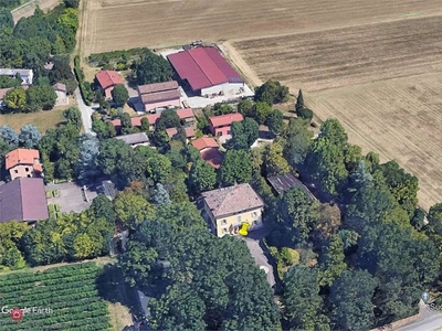 Villa in Vendita in Strada Montanara 184 a Modena