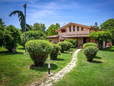 Villa in Vendita in Via Monte Quadraro a Sacrofano
