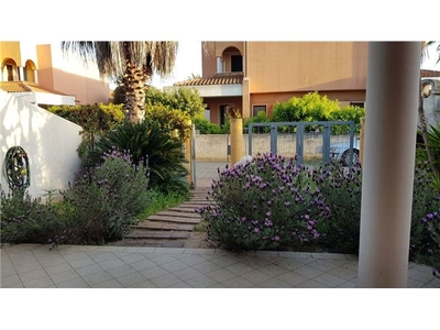 Villa in Via Torre Testa, 41, Brindisi (BR)