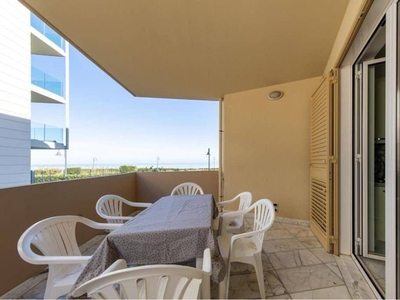 Beachfront Haven Sleeps 10 Sea Views terrace and high speed Wi-Fi