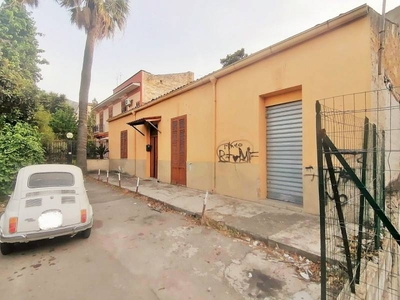 Casa indipendente in Vendita a Palermo