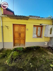 Casa Indipendente in Vendita ad Taurianova - 17000 Euro