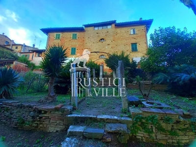 Esclusiva villa di 620 mq in vendita Piazza San Paolo all'Orto, 21, Pisa, Toscana