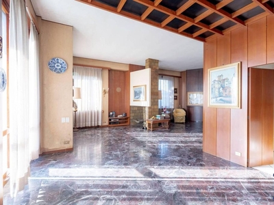 Villa in vendita Via Torquato Tasso, 1, Lurate Caccivio, Como, Lombardia