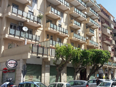 parcheggio doppio in vendita a Palermo