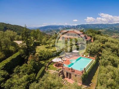 Prestigiosa villa di 930 mq in vendita Monsummano Terme, Italia