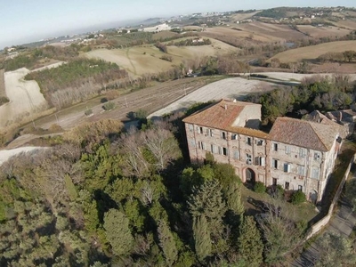 Prestigioso complesso residenziale in vendita Strada frazione varano, snc, Ancona, Marche
