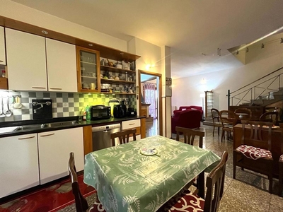 Quadrilocale in Vendita a Roma, 345'000€, 160 m²