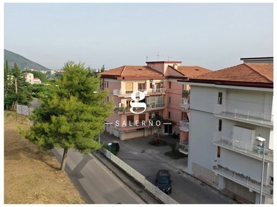 Quadrilocale in Vendita a Salerno, 350'000€, 101 m²