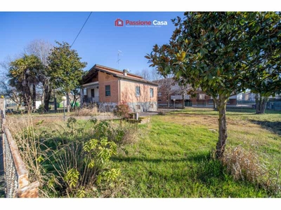 Casa Indipendente in Vendita ad Montechiarugolo - 275000 Euro