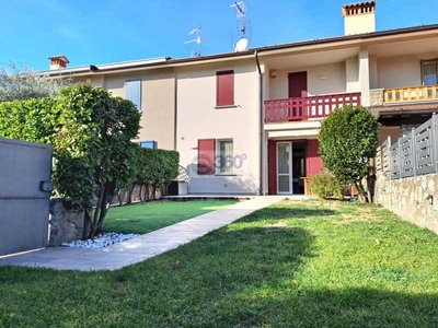 Villa a Schiera in Vendita ad Passirano - 349000 Euro