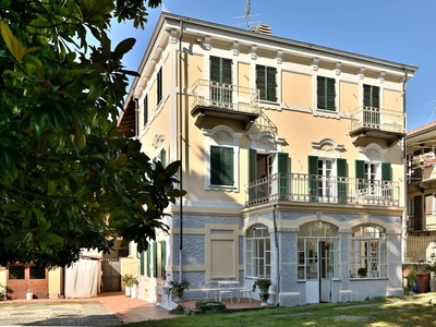 Esclusiva villa in vendita Via Roma, 66, Alice Superiore, Piemonte