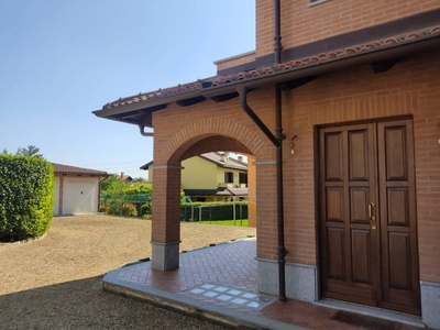 Villa in Vendita a Moncalieri Testona