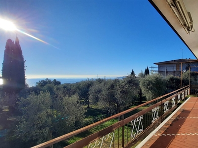 Villa in vendita a Toscolano Maderno Brescia Maclino