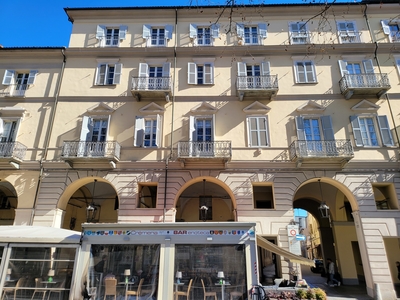 Appartamento in Piazza Vittorio Alfieri - Asti