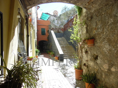 Appartamento in Piazza Colletta - Centro Storico, Ventimiglia