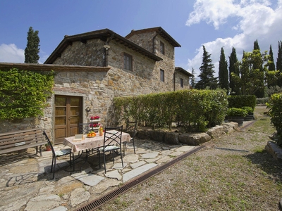 Graziosa casa colonica con terrazza