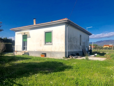 Casa indipendente in Via Alta - Ameglia