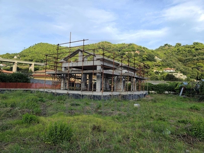 Casa indipendente in Via Braie - Camporosso