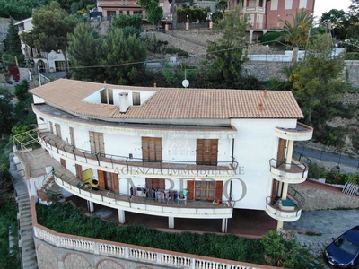 Villa a schiera in Via Collasgarba - Collasgarba, Ventimiglia