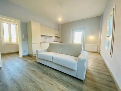 Appartamento Moderno in Vendita a Lucca: Comfort e Efficienza Energetica
