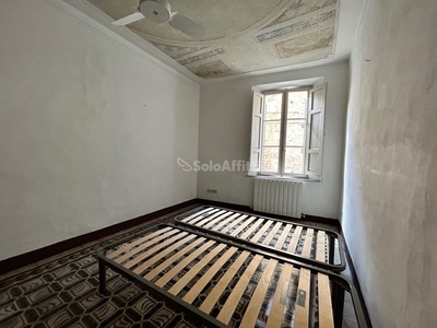 Appartamento in Affitto a Siena, zona Centro storico, 1'500€, 130 m², arredato