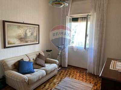 Appartamento in Vendita a Genova, zona Struppa, 85'000€, 83 m²