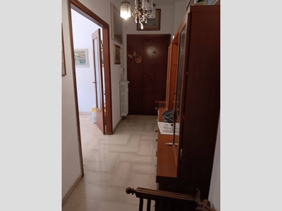 Appartamento in Vendita a Livorno, zona Coteto, 175'000€, 105 m²