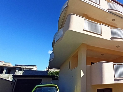 Appartamento in vendita a Melito Di Porto Salvo Reggio Calabria Annà