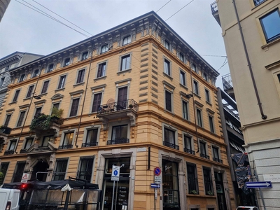Appartamento in vendita a Milano Cadorna, Cairoli