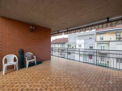 Appartamento in Vendita a Torino, zona Parella, 318'000€, 180 m²
