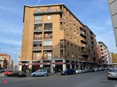 Appartamento in Vendita in Corso Cento Cannoni a Alessandria