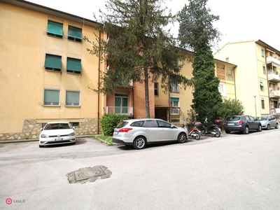 Appartamento in Vendita in Piazza Giovanni Verga a Pisa