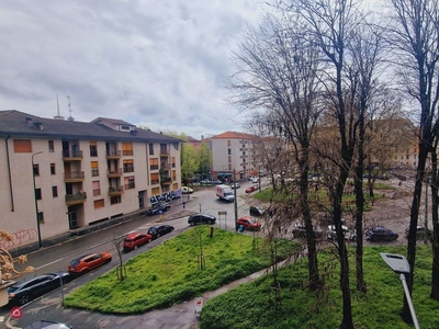 Appartamento in Vendita in Piazza Pompeo Castelli 10 a Milano