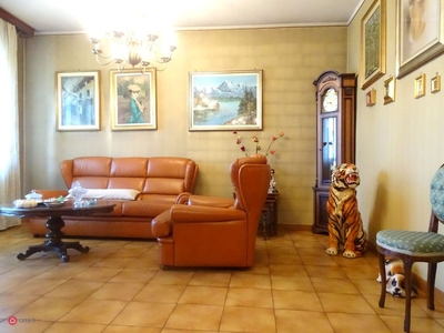 Appartamento in Vendita in Via Enrico Gentilini a Alessandria