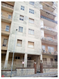 Appartamento in Vendita in Via Giosuè Carducci 246 a Ragusa