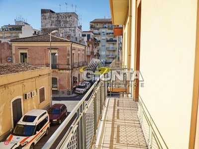 Appartamento in Vendita in Via Licciardi 7 a Catania