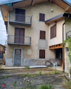Appartamento in Vendita in Via Maestra 29 a Biella