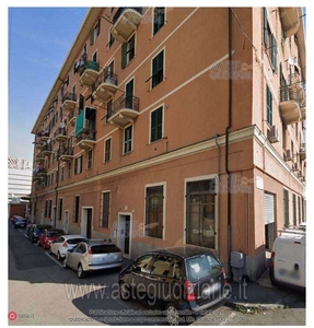 Appartamento in Vendita in Via Passo Buole 17 a Genova