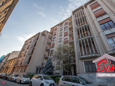 Appartamento in Vendita in Via Perazzi a Novara