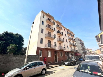 Appartamento in Vendita in Via Righi a Vercelli