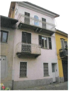 Appartamento in Vendita in Via Santuario D'Oropa 101 a Biella