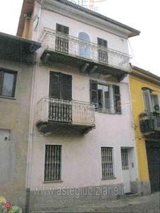 Appartamento in Vendita in Via Santuario d'Oropa 101 a Biella
