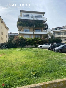 Appartamento in Vendita in Viale Primo Vere a Pescara