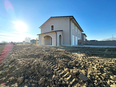 Casa Bi/Trifamiliare in Vendita in Via del Battaglione 106 A a Calcinaia