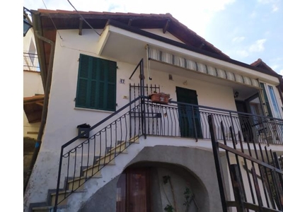 Casa indipendente in vendita a Terzorio, Via Borgo 47
