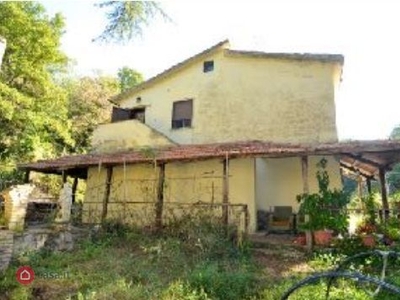 Casa indipendente in Vendita in Piazza del Plebiscito a Viterbo