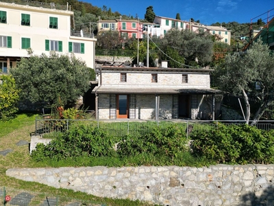Casa indipendente in Vendita in Ravano a Ponente a Genova