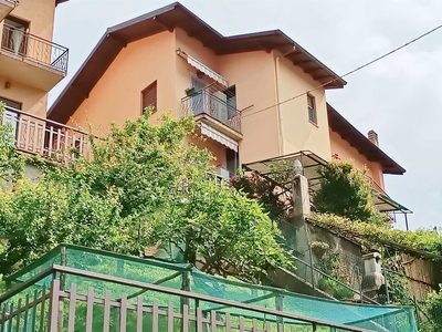 Casa singola ristrutturata a Armeno