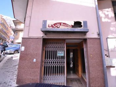 Negozio/Locale commerciale in Vendita in a Ragusa